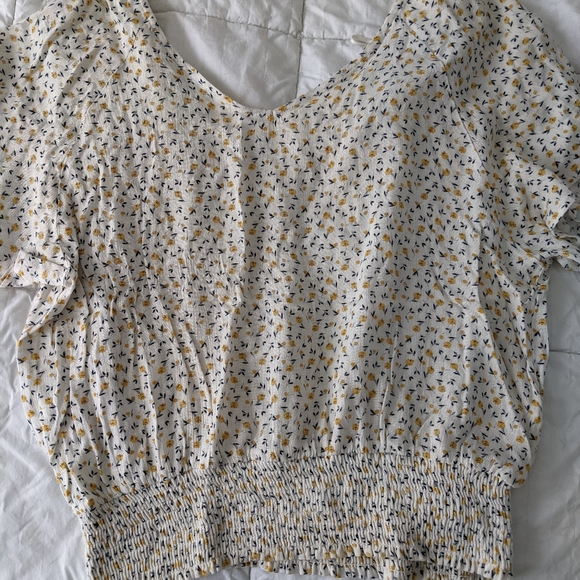 Blouse - Picture 2 of 3